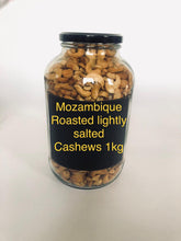 Load image into Gallery viewer, cashews roasted 1kg