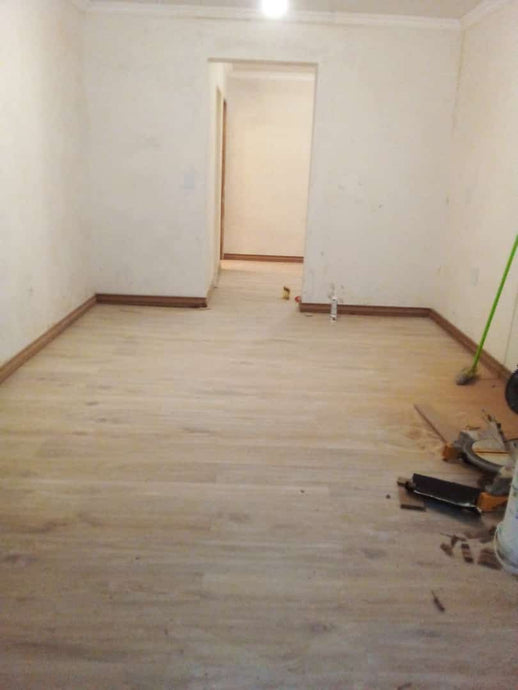 Paint my 4X5 meter room includes walls ceilings ceiling cornices and floor skirting - labour only-painting-wirewire-www.wirewire.co.za